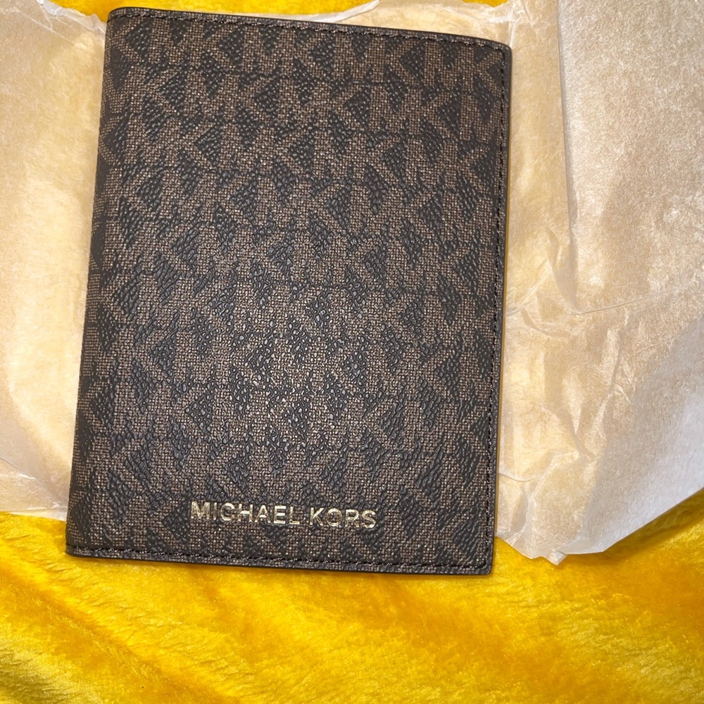 Michael Kors Passport Wallet
